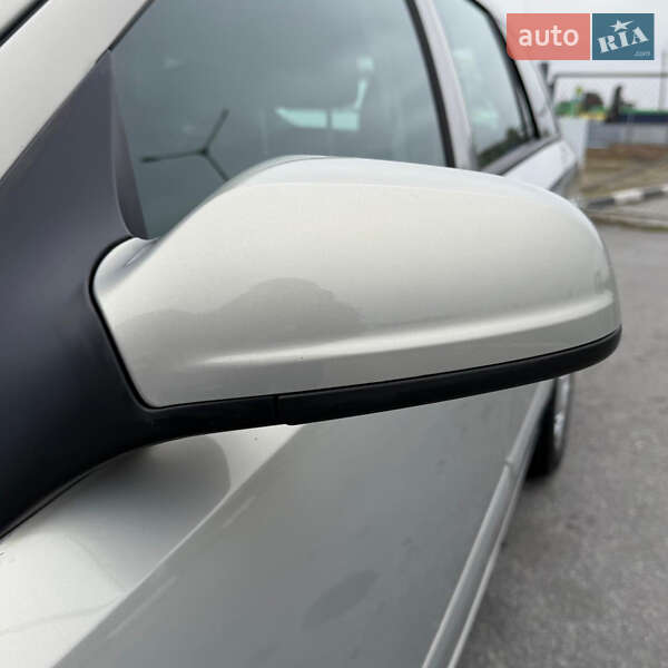 Универсал Opel Astra 2006 в Виннице