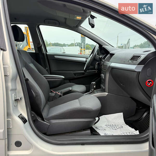 Универсал Opel Astra 2006 в Виннице
