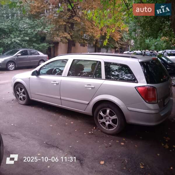 Opel Astra 2008