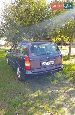 Универсал Opel Astra 2000 в 