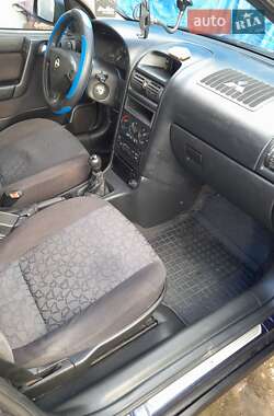 Универсал Opel Astra 2000 в 