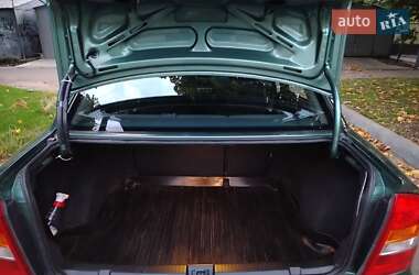 Седан Opel Astra 2008 в 
