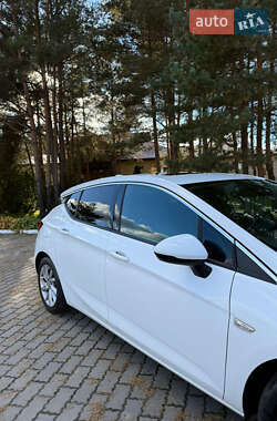 Хэтчбек Opel Astra 2017 в 