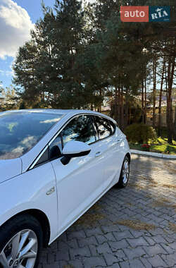 Хэтчбек Opel Astra 2017 в 