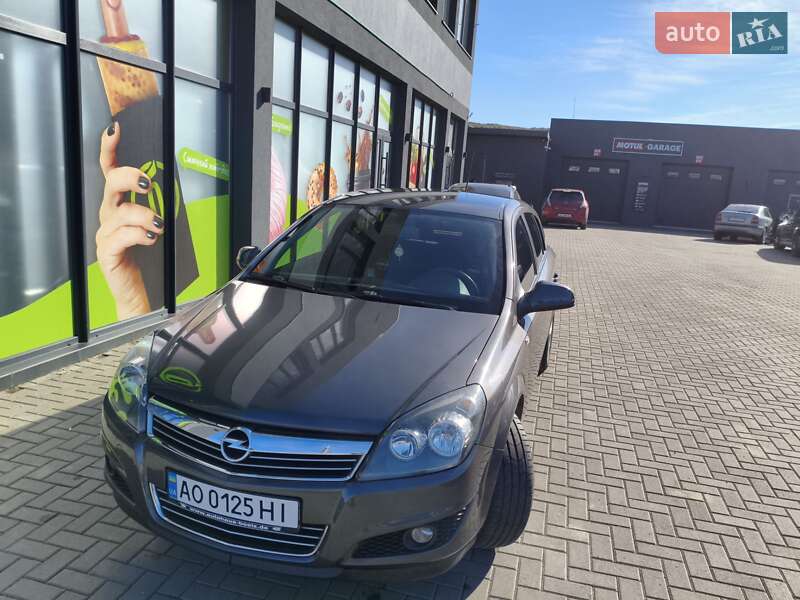 Хэтчбек Opel Astra 2010 в Ужгороде фото 20 Хэтчбек Opel Astra 2010 в Ужгороде