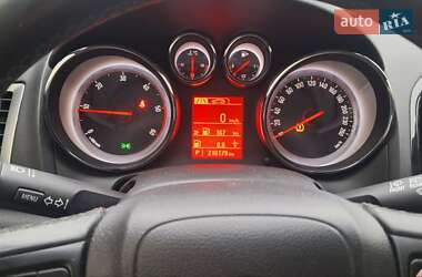 Универсал Opel Astra 2015 в 