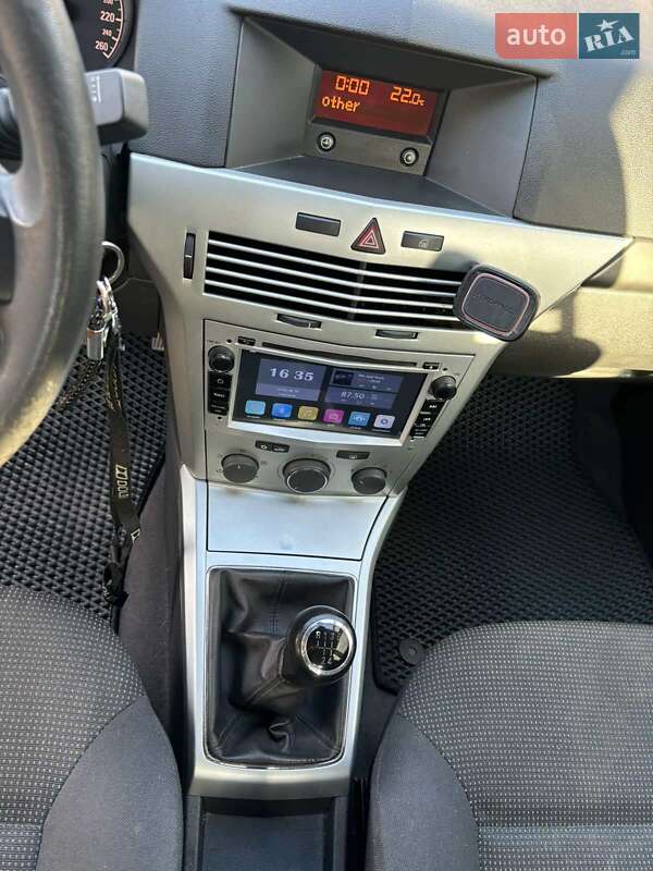 Хэтчбек Opel Astra 2009 в Ивано-Франковске фото 22 Хэтчбек Opel Astra 2009 в Ивано-Франковске