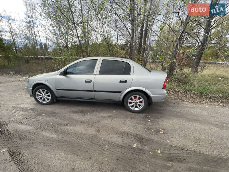 Седан Opel Astra 2008 в Чернигове фото 7 Седан Opel Astra 2008 в Чернигове