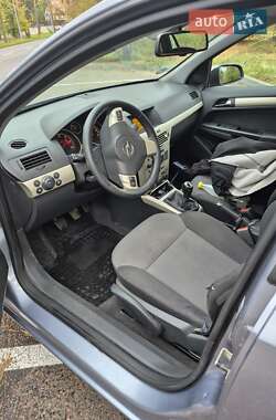 Универсал Opel Astra 2008 в 