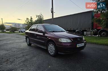 Седан Opel Astra 2003 в 