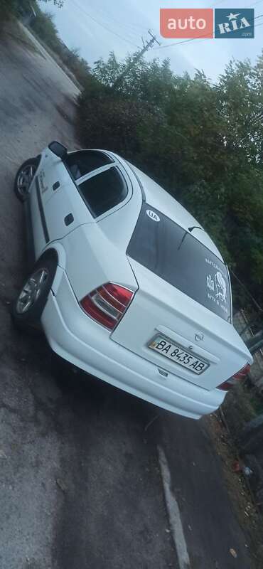 Седан Opel Astra 1999 в Кропивницком