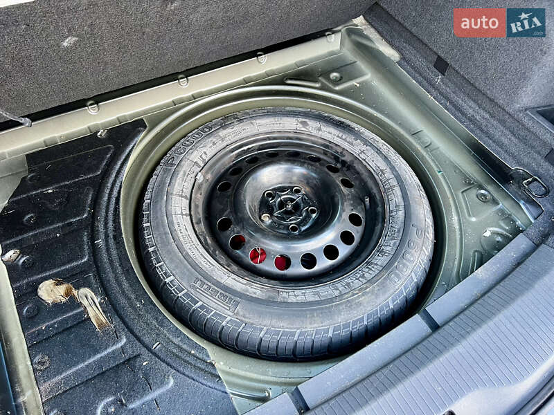 Универсал Opel Astra 2010 в Дубно