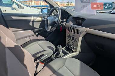 Универсал Opel Astra 2008 в 