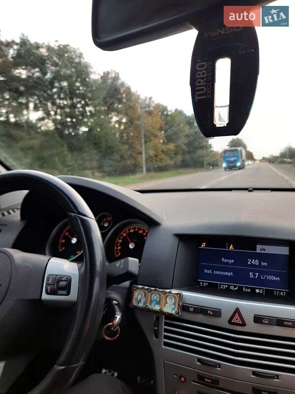 Універсал Opel Astra 2008 в Луцьку