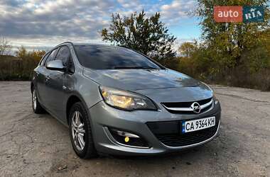 Універсал Opel Astra 2013 в Умані