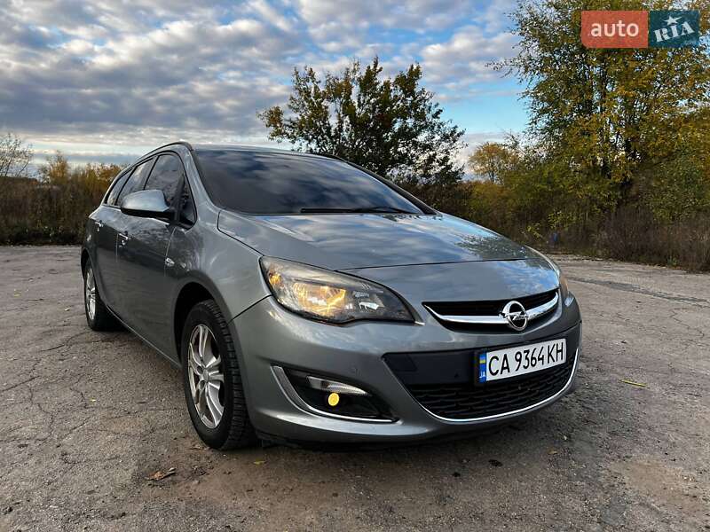 Opel Astra 2013 Opel Astra 2013