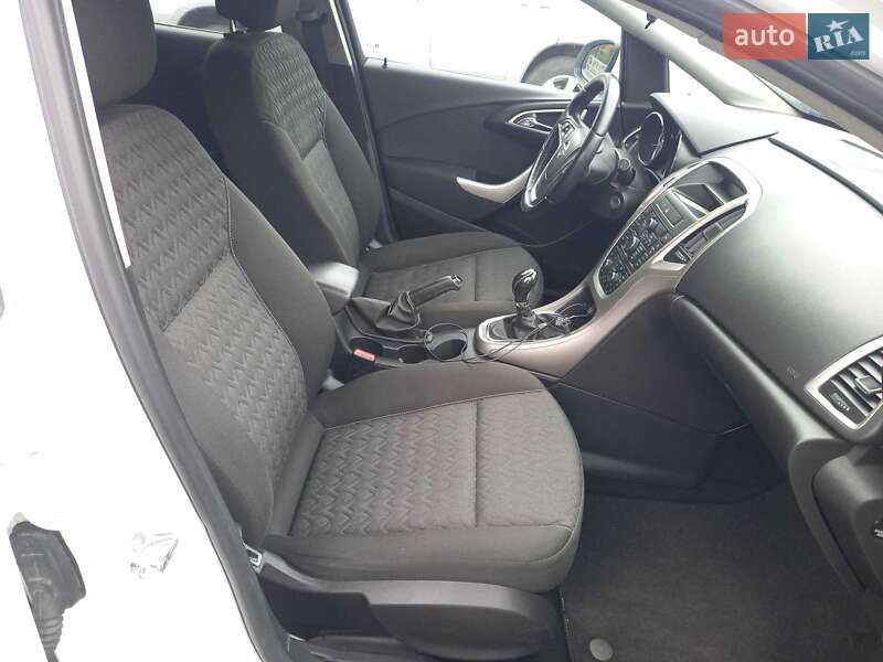Хэтчбек Opel Astra 2013 в Черкассах фото 23 Хэтчбек Opel Astra 2013 в Черкассах