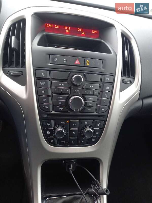 Хэтчбек Opel Astra 2013 в Черкассах фото 17 Хэтчбек Opel Astra 2013 в Черкассах