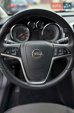 Хэтчбек Opel Astra 2009 в 