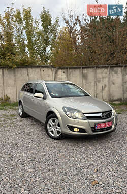 Универсал Opel Astra 2009 в 