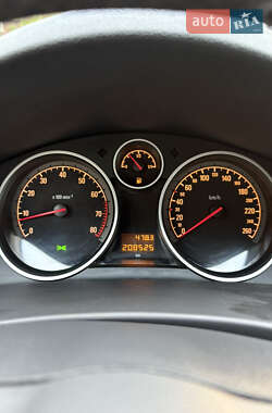 Универсал Opel Astra 2009 в 