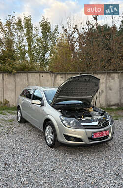 Универсал Opel Astra 2009 в 