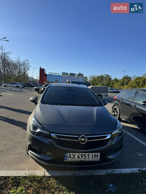 Універсал Opel Astra 2016 в Харкові