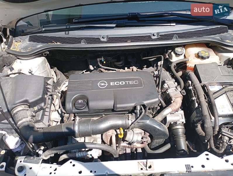 Універсал Opel Astra 2011 в Дрогобичі фото 14 Універсал Opel Astra 2011 в Дрогобичі