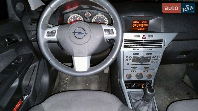 Хэтчбек Opel Astra 2013 в Днепре фото 3 Хэтчбек Opel Astra 2013 в Днепре