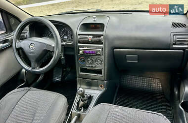 Седан Opel Astra 2008 в 