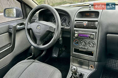 Седан Opel Astra 2008 в 