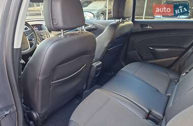 Универсал Opel Astra 2012 в 