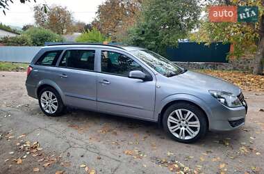 Универсал Opel Astra 2006 в  фото 15 Универсал Opel Astra 2006 в