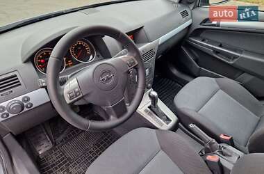 Універсал Opel Astra 2006 в  фото 22 Універсал Opel Astra 2006 в