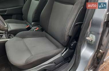 Универсал Opel Astra 2006 в  фото 38 Универсал Opel Astra 2006 в