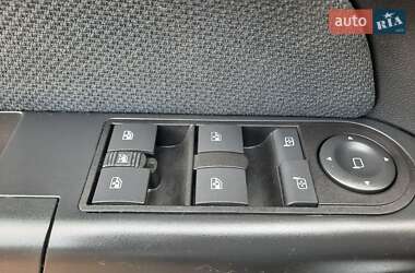 Универсал Opel Astra 2006 в  фото 43 Универсал Opel Astra 2006 в