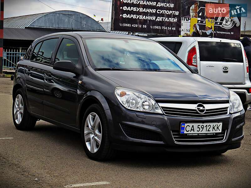 Хэтчбек Opel Astra 2009 в Черкассах фото 2 Хэтчбек Opel Astra 2009 в Черкассах