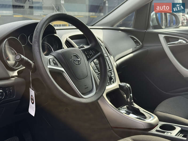 Хетчбек Opel Astra 2011 в Рівному