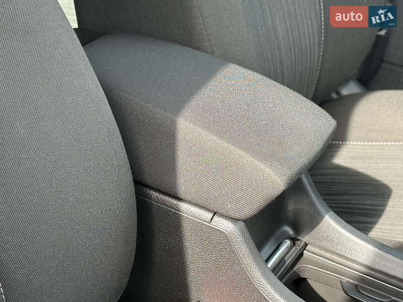 Хетчбек Opel Astra 2011 в Рівному