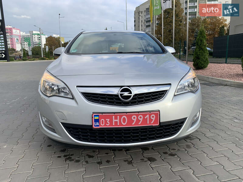 Хэтчбек Opel Astra 2011 в Луцке фото 4 Хэтчбек Opel Astra 2011 в Луцке