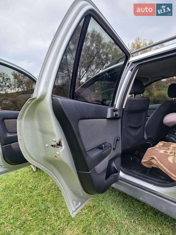 Универсал Opel Astra 2002 в Монастыриске фото 9 Универсал Opel Astra 2002 в Монастыриске