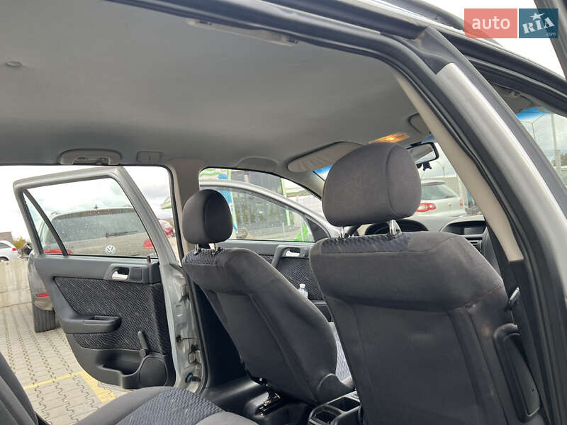 Универсал Opel Astra 2001 в Луцке