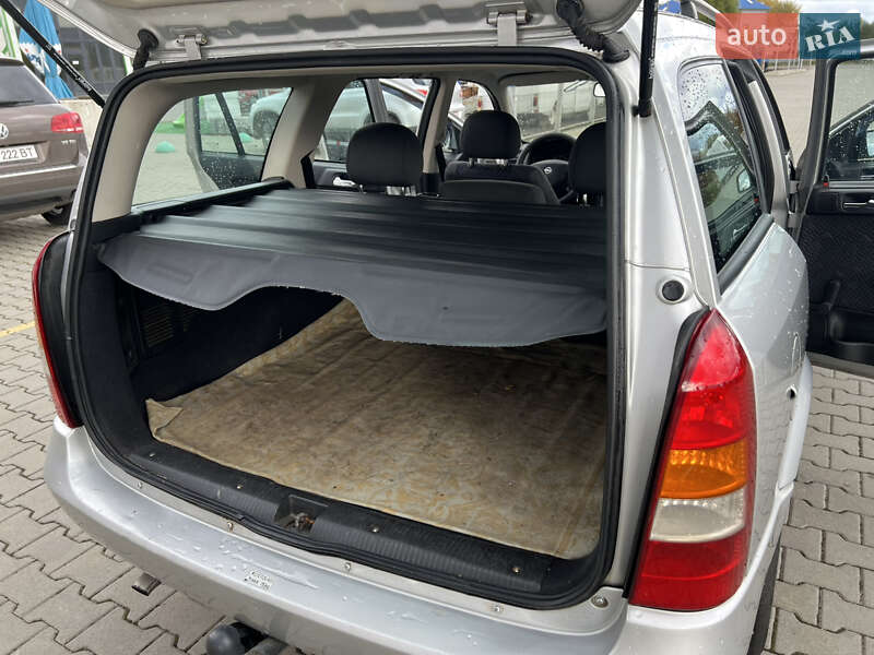 Универсал Opel Astra 2001 в Луцке