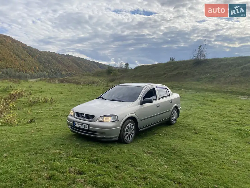 Opel Astra 2008