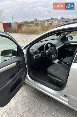Универсал Opel Astra 2007 в 