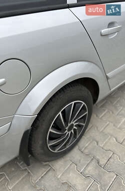 Универсал Opel Astra 2007 в 