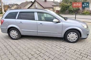 Универсал Opel Astra 2004 в  фото 2 Универсал Opel Astra 2004 в