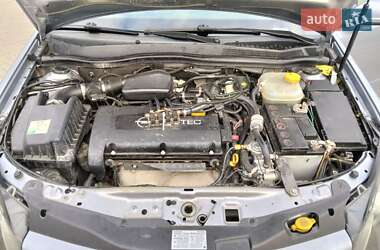 Универсал Opel Astra 2004 в  фото 14 Универсал Opel Astra 2004 в