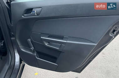 Універсал Opel Astra 2009 в 