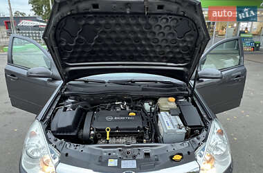 Універсал Opel Astra 2009 в 
